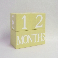 SAWTRU Simple Rectangle Colorful Wooden Desktop Calendar for Office or Toy for Children