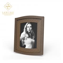 2019 High Quality Rectangle Gold Wooden pu Photo Frame